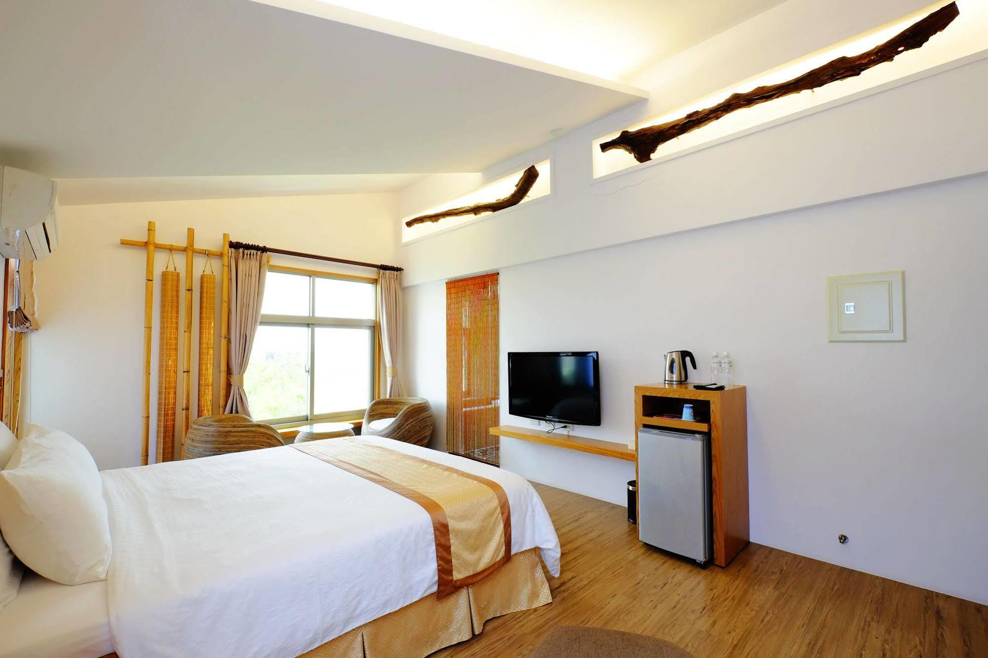 Cloud Inn Hengchun South Gate Exterior photo