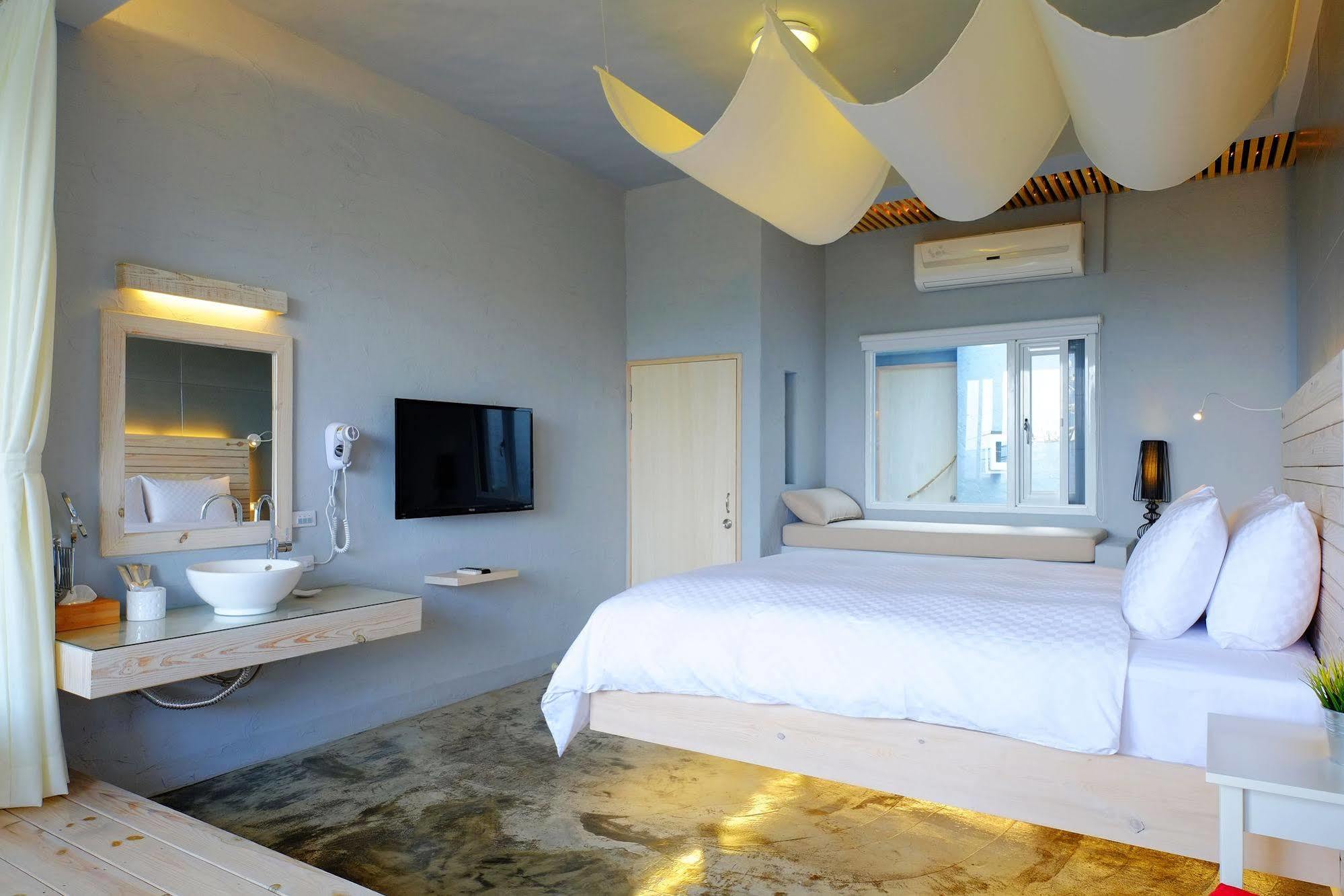 Cloud Inn Hengchun South Gate Exterior photo